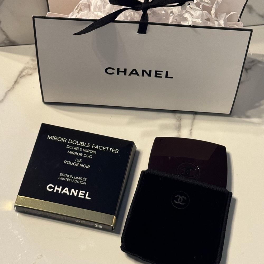 REDUCED NIB Chanel Miroir Double Facette limited edition mirror 155 ROGUE NOIR - Picture 5 of 7